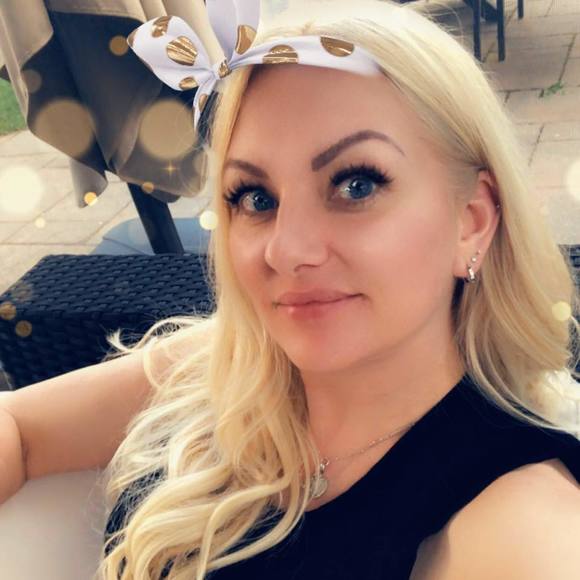 Meet your Posher, Patricia - Picture 1 of 1